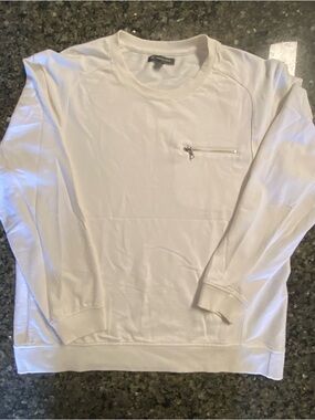 INC International Concepts White Crewneck Top with Black Tag size xl